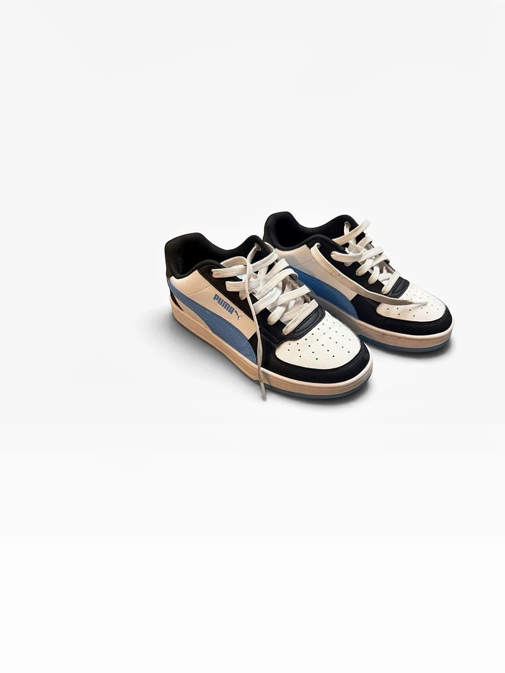 Puma Suede Sneakers White & Black US 5.5